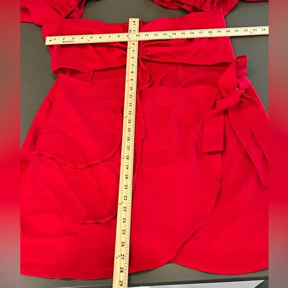 Pretty Little Thing Red Ruched Cut Out Bodycon Dress Plus Size 22 NWOT - Picture 5 of 5